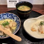 宵ノねこ - 恵那どりみぞれ煮、銀鮭豆乳チーズ煮、お味噌汁