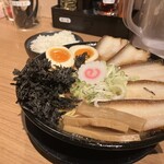 金澤濃厚豚骨ラーメン 神仙 - 