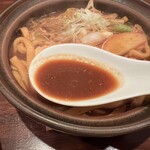 Saketomisonikomi Misonikomin - 「味噌煮込みうどん」のスープ
                        2023年10月14日ランチ