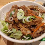 オッシーズキッチン - 牛カルビ丼