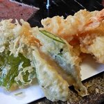 蕎麦喰い処 利めい庵 - 利めい庵 「海老鱧相盛り天せいろ」