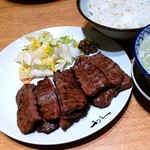 利久 渋谷ヒカリエ店 - 1.5人前定食￥2,050（税別）