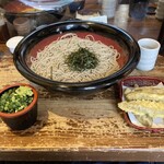 春月庵 承天寺前店 - ごぼう天ざる蕎麦3玉　1000円