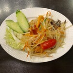 イサーンキッチン タイ料理&タイ居酒屋 - 