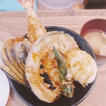 天ぷら やまちゃん - やまちゃん天丼