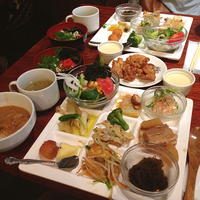 堀江界隈で1000円バイキングは価値あり By Meikichi 閉店 てぃーあんだ 堀江店 四ツ橋 沖縄料理 食べログ