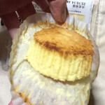 セブンイレブン - バスチー バスク風チーズケーキの側面