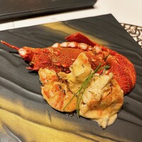 炭和食かなうS 特別室 - 三重県産伊勢海老　エシレバター炭焼き