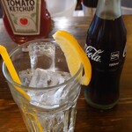 シェイクツリー バーガー＆バー - 