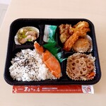 不二仕出し店 - 日替わり幕の内(紅鮭) 600円