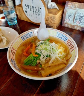 Gyouzato Men Ise No Jou - 辛口ラーメン 950円