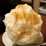 みなと屋 - ハニーヨーグルト（りんごのコンポート入りシナモンがけ・580円）
      