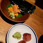 立ち飲み ひとよ - うに&梅わさび