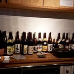 立ち飲み ひとよ - 店内