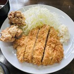 Tonkatsu Shokudou Atton - とんかつ+唐揚げ(2ヶ)定食