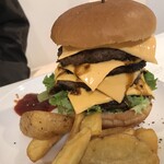 kitchen Kono - クアッドチーズバーガー（ポテト付）¥2,150-