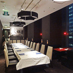 中国料理 XVIN - お部屋はモダンでシックな設え
