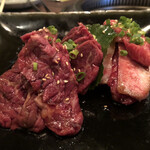 炭火焼肉 白山 - 