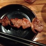 Hokkaidou Yakitori Itadaki Kokkochan - 室蘭焼き鳥。豚肉と玉ねぎ。