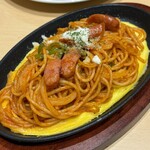 スパゲッティOMB - 鉄板ナポリタン　麺がモッチリしていていわゆるナポリタン　美味しい