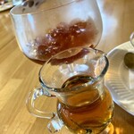 Kouchayasan - 紅茶ゼリーとキトゥルハニー