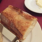 The Arts Fusion - パン