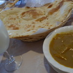 エベレスト ナンハウス＆バー - 