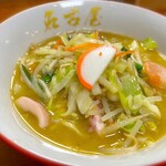 Hototogisu - 名古屋ちゃんぽん
                        よく見るちゃんぽんより、色も味も濃いめ