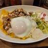 ベンダーキッチン - 料理写真:スタンダードに目玉焼きトッピング