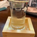 津軽海峡を渡って来た男 あきら - 田酒 特別純米酒 グラス