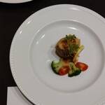 和英 - 大根と鰤のステーキ　味が染み込んだ大根をステーキで。