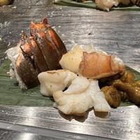 くずし鉄板 あばぐら 神田店 - 茨城県産　伊勢海老　アメリケーヌソース