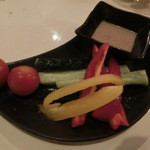 Shu - トマトとスティックサラダ650円