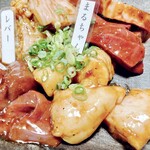 松阪牛たんど - ホルモン4種盛り　まるちゃん