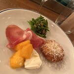 ワインのお店 ムー - 