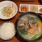 李家 韓国家庭料理＆居酒屋 - 