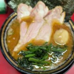 豚骨醤油ラーメン 王道家 - 