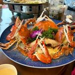 大海邊美食 - この辺りの名物のワタリガニも登場です。
             