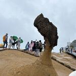 大海邊美食 - この日は野柳地質公園を観光,女王の頭石を見学しました。
       
      その後近くにある此方のレストランで昼食をいただきました。