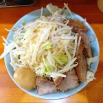 ラーメン 盛太郎 - チャーシュー麺　1,000円（野菜マシマシ、薄味）