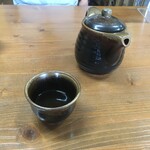 黄色いのれん - お茶です