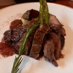 西大寺バル - ラム肉のステーキ　赤ワインソース