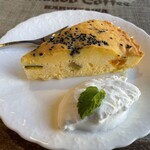 ミカドコーヒー - カボチャとさつまいものパウンドケーキ