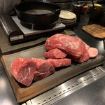 肉 希々 - 