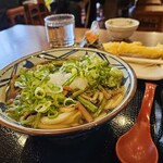 丸亀製麺 - 山菜うどん並