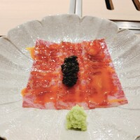 肉懐石 凜然 - 但馬牛サーロインのユッケ、キャビアのせ