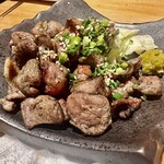 博多丸秀 - 地鶏の炭火焼き