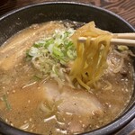 らーめん吉山商店 本店 - 札幌らしい麺