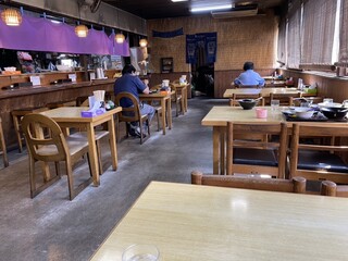 Otafuku Udon - 土曜日11時半過ぎの店内
