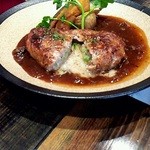 山本のハンバーグ - アボガドとチーズ